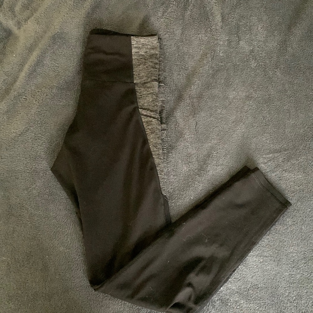 Old Navy Active Leggings with Pockets